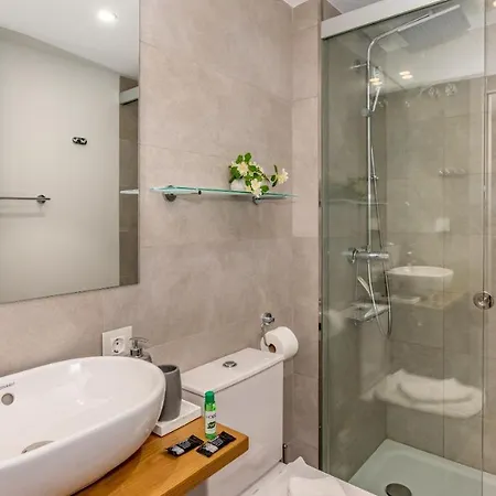 Med One Luxurious By Costarentals - Ref 191 Apartment